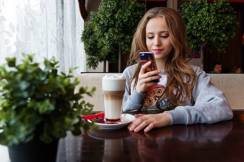 8 Cyber and Cellphone Safety Tips for Teens, College Students—and Parents